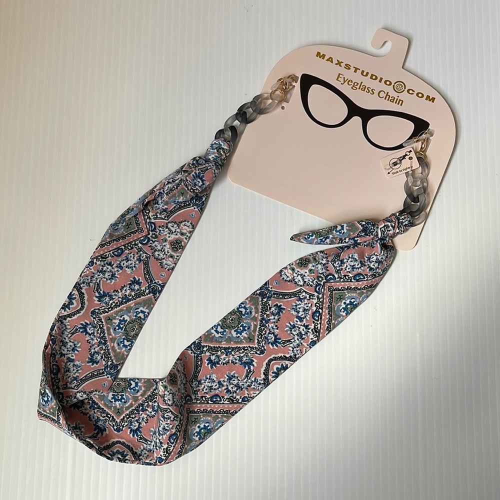 Max Studio Eyeglass Chain